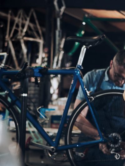 YOVOY-Bike-maker-2000×1000 Business parcel senders with awkward packages like bicycles